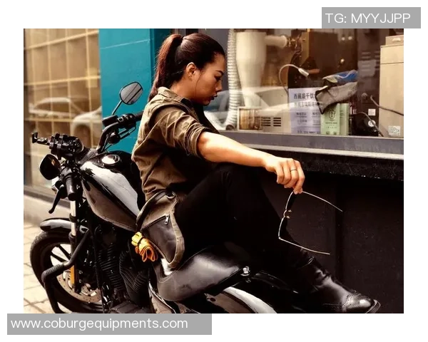 足球明星背后的美丽女人们她们的魅力与风采令人瞩目