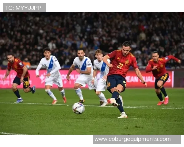 身材最高的足球明星揭秘他们的运动天赋与职业生涯的辉煌成就